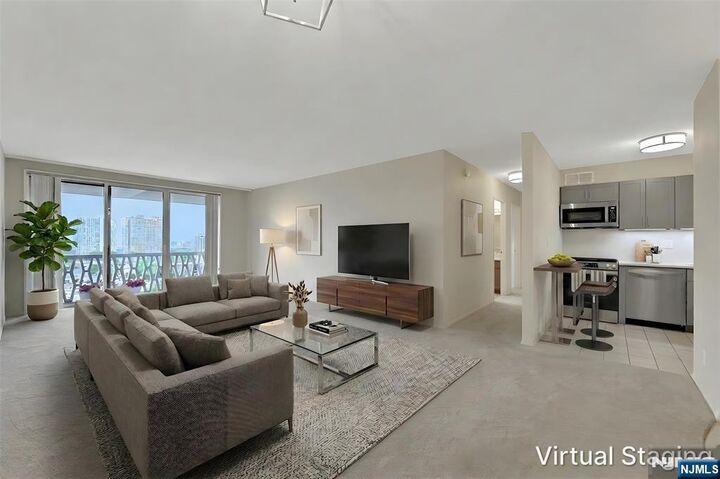 Property Photo:  2000 Linwood 14 0  NJ 07024 