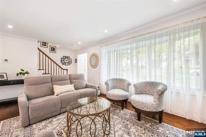 Property Photo:  19 Plymouth Place  NJ 07068 