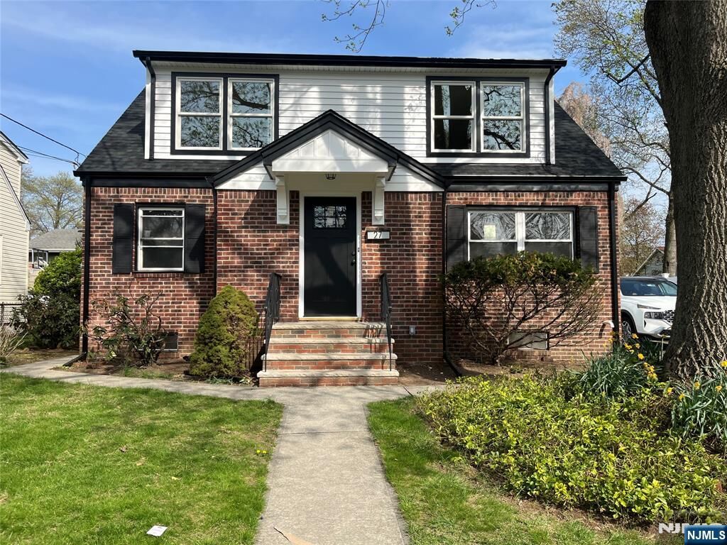 Property Photo:  27 Fern Avenue  NJ 07628 