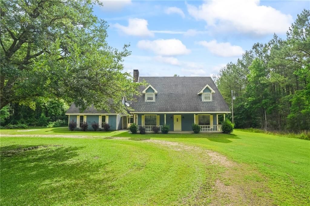 Property Photo: 29416 B J Carter Road LA 70426