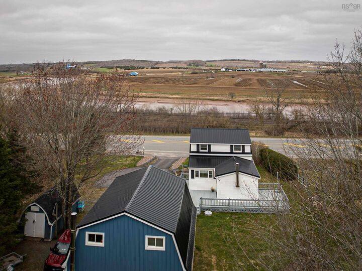 Property Photo: 21141 Highway 2 NS B0N 2H0