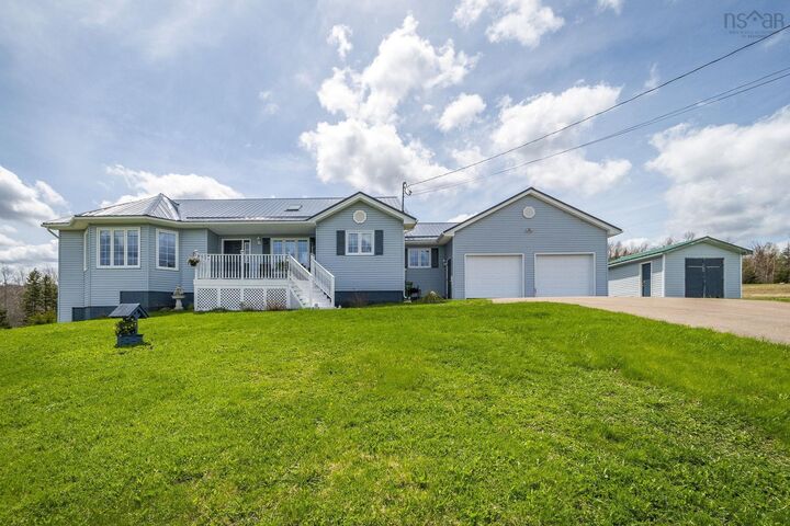 Property Photo:  25 Dewtie Avenue  NS B0K 1W0 