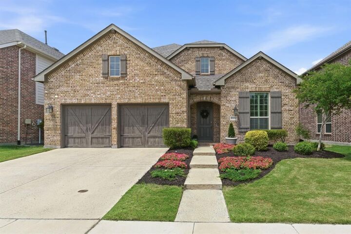 Property Photo:  1112 3rd Street  TX 76226 
