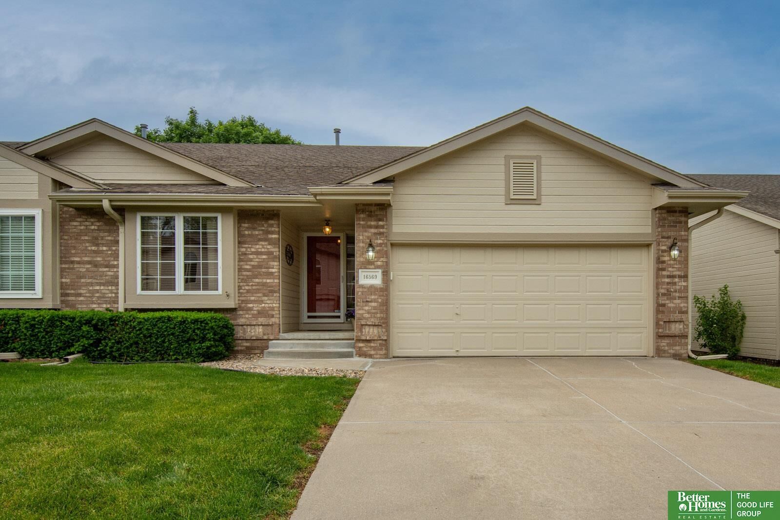 Property Photo:  16569 Monroe Street  NE 68135 