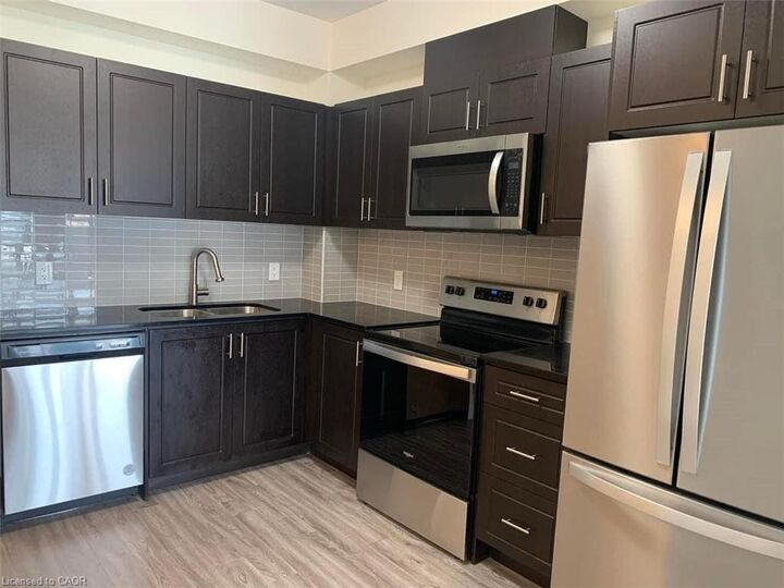 Property Photo:  128 King Street N 1009  ON N2J 0E9 