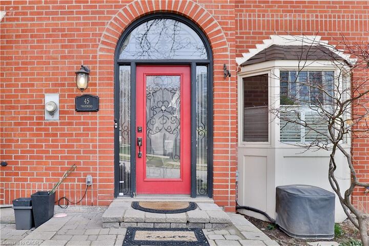 Property Photo:  45 Tradewind Drive  ON L6L 6K9 