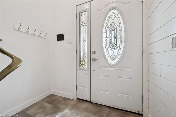 Property Photo:  637 Cedargrove Place  ON N2L 4Y8 