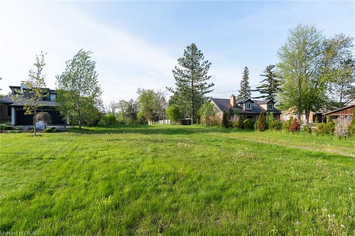 Property Photo: 138 Riverbank Drive ON N3H 4R6