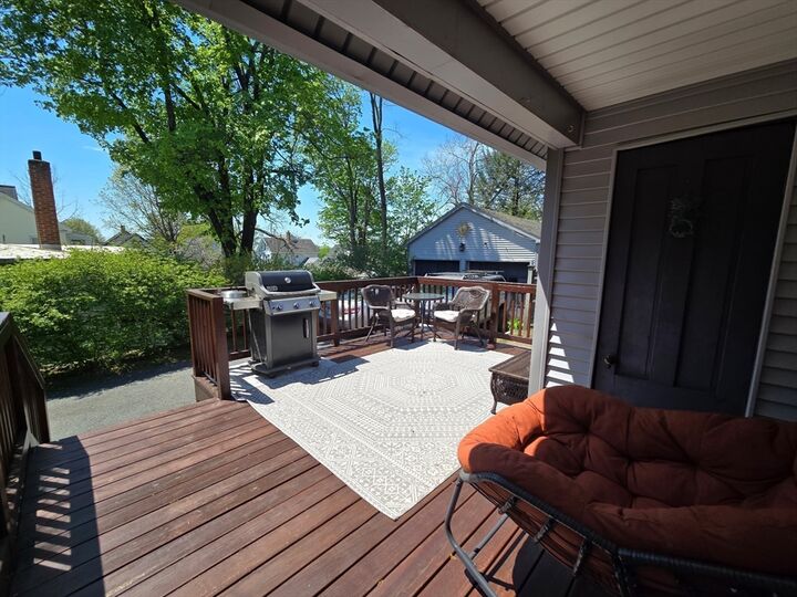 Property Photo:  20 Spring St  MA 01082 