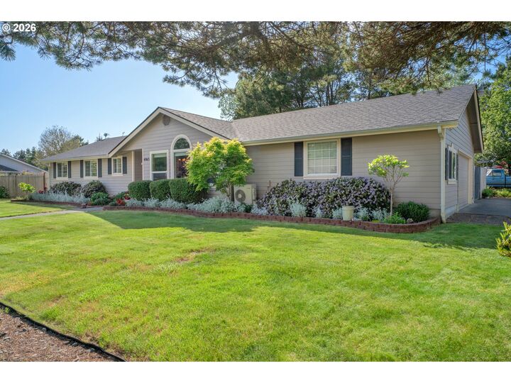 Property Photo:  4065 Munsel Creek Dr  OR 97439 