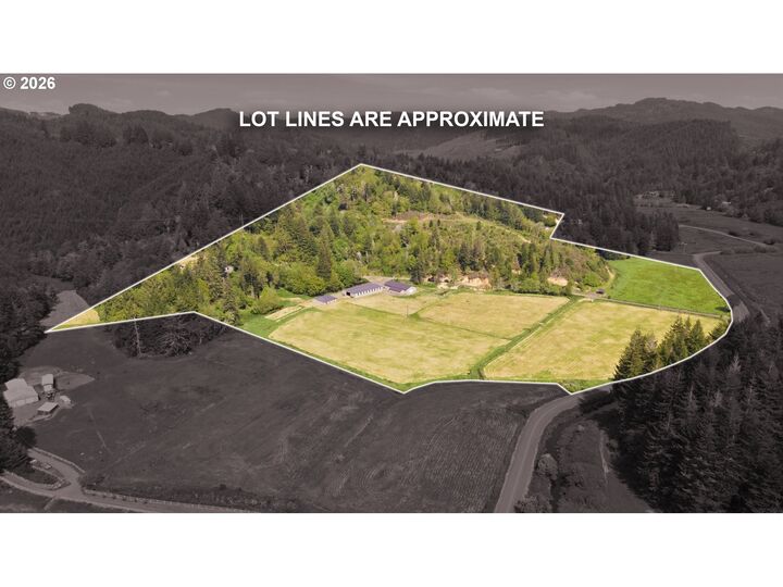 Property Photo: 95037 Haynes Way Ln OR 97459