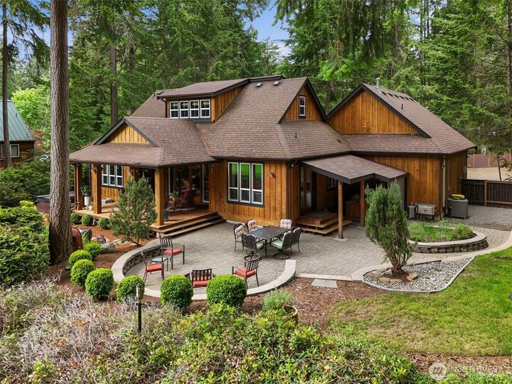 Property Photo:  10507  Pioneer Drive  WA 98303 
