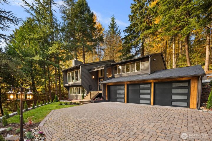Property Photo:  25510 SE 159th Street  WA 98027 
