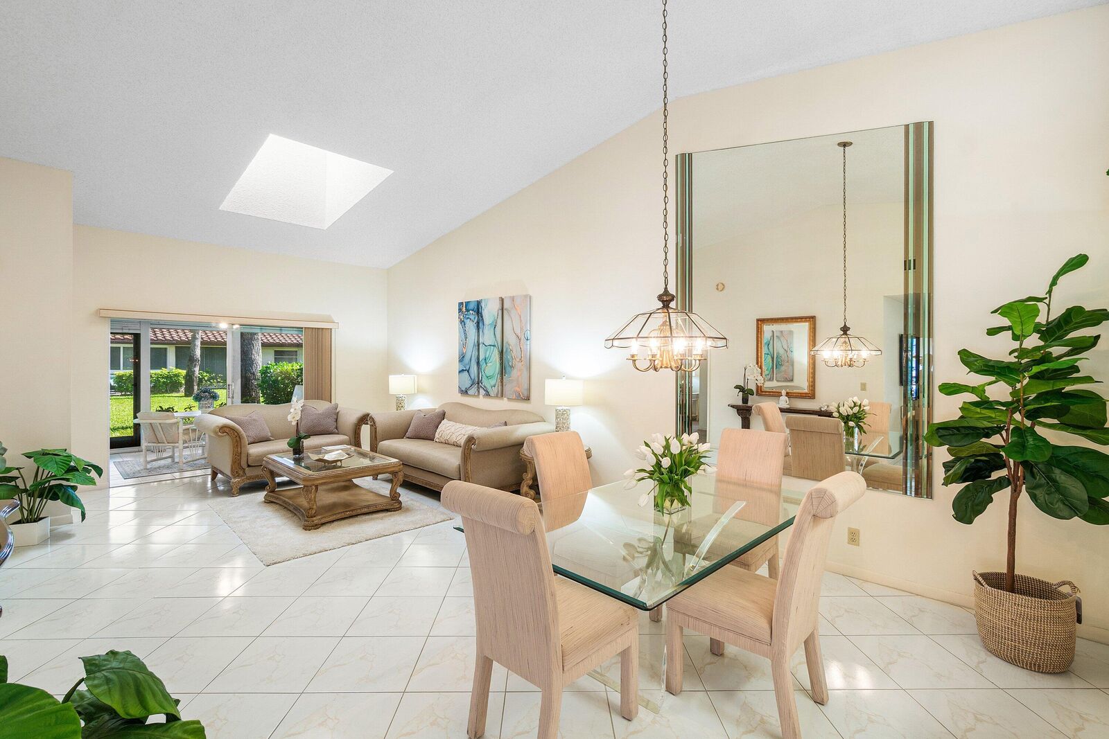 Property Photo:  6123 Waldwick Circle  FL 33484 