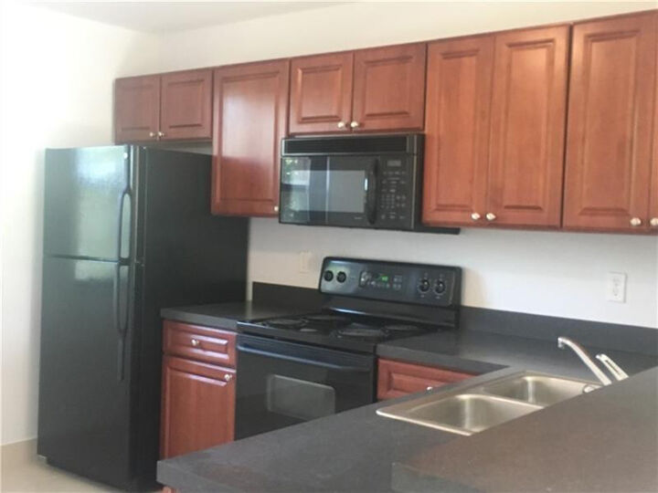 Property Photo: 10131 W Sunrise Boulevard 206 FL 33322