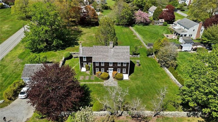 Property Photo:  6 Baldwin Road  RI 02842 