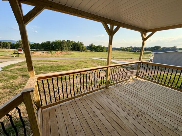 Property Photo: 285 County Road 784A TN 37331