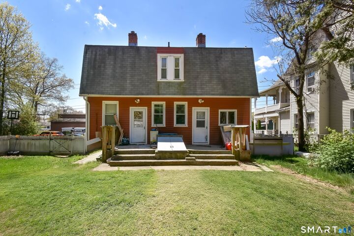 Property Photo:  37-39 Park Avenue  CT 06418 