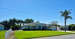 Property Photo:  2970 N Tropical Trail  FL 32953 