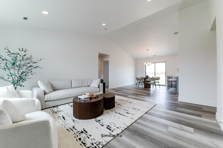 Property Photo:  1207 N Layton Ave  WA 99006 
