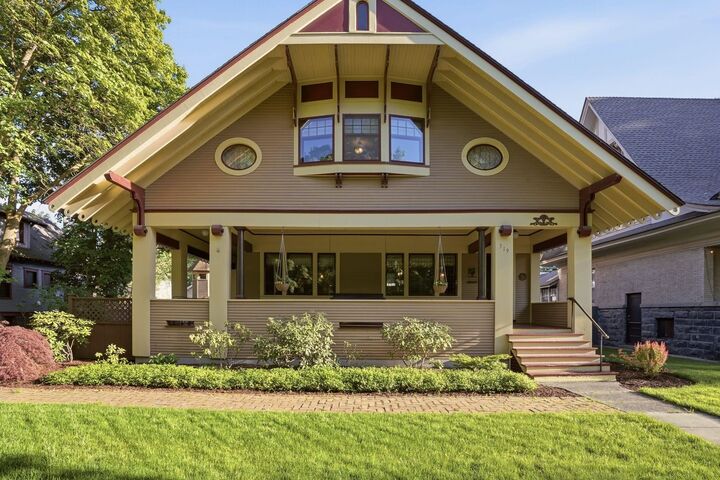 Property Photo: 319 W Waverly Pl WA 99205