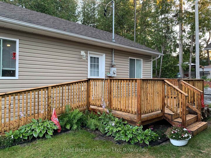 Property Photo: 208 Second Avenue S ON N0H 2G0