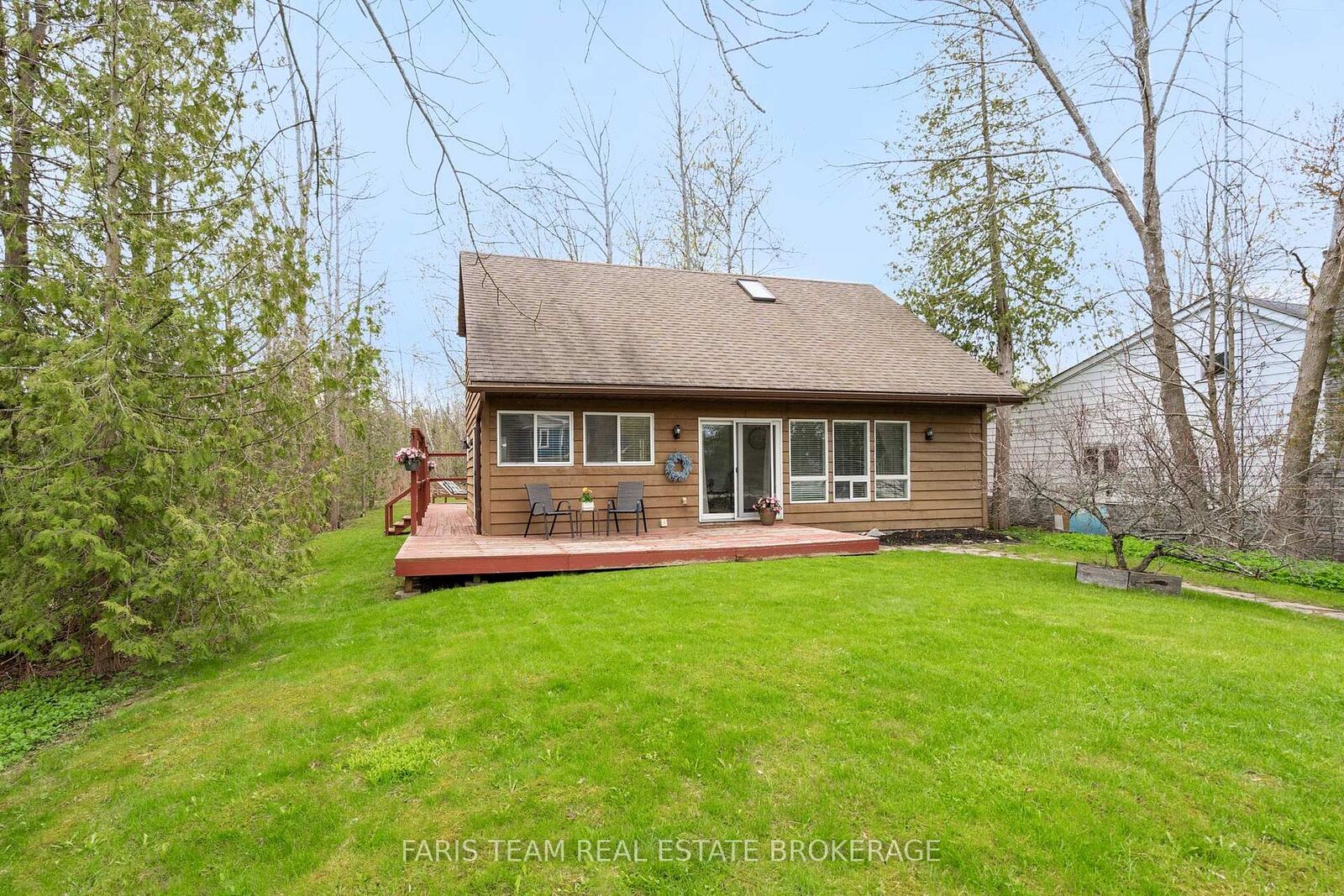 Property Photo: 2720 Ireton Street ON L9S 2J2
