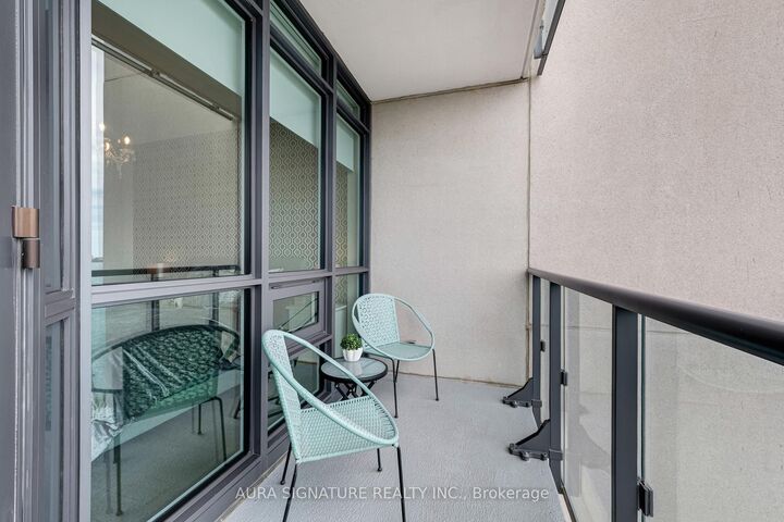 59 Annie Craig Drive 1004 — photo 1