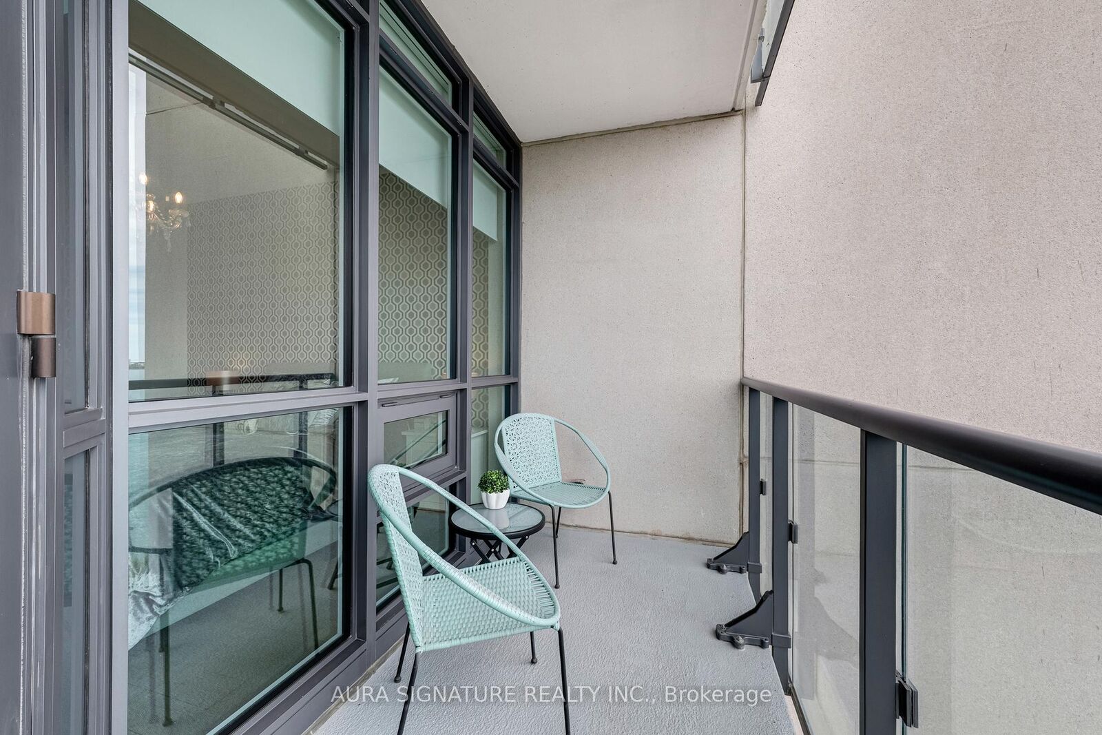 Property Photo: 59 Annie Craig Drive 1004 ON M8V 0C4