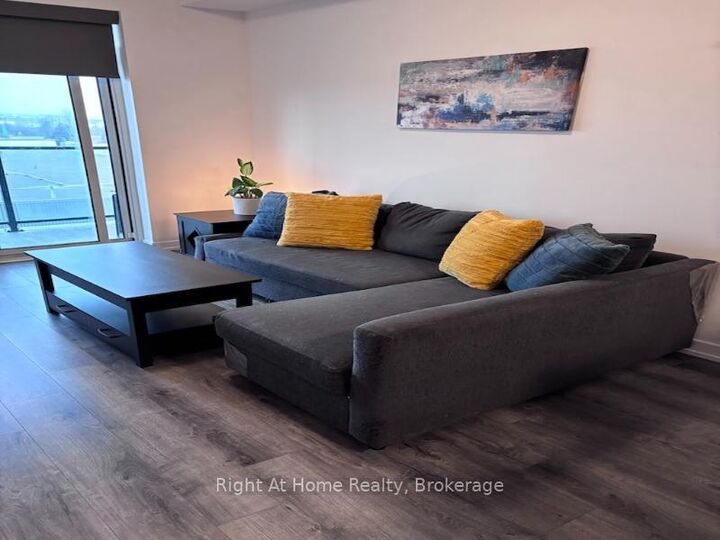 Property Photo: 5055 Greenlane Road 416 ON L3J 2J3