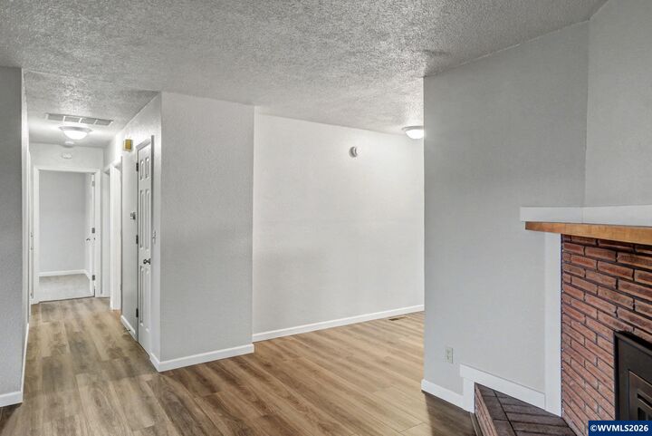 Property Photo:  4110 Coolidge Dr NE  OR 97317 
