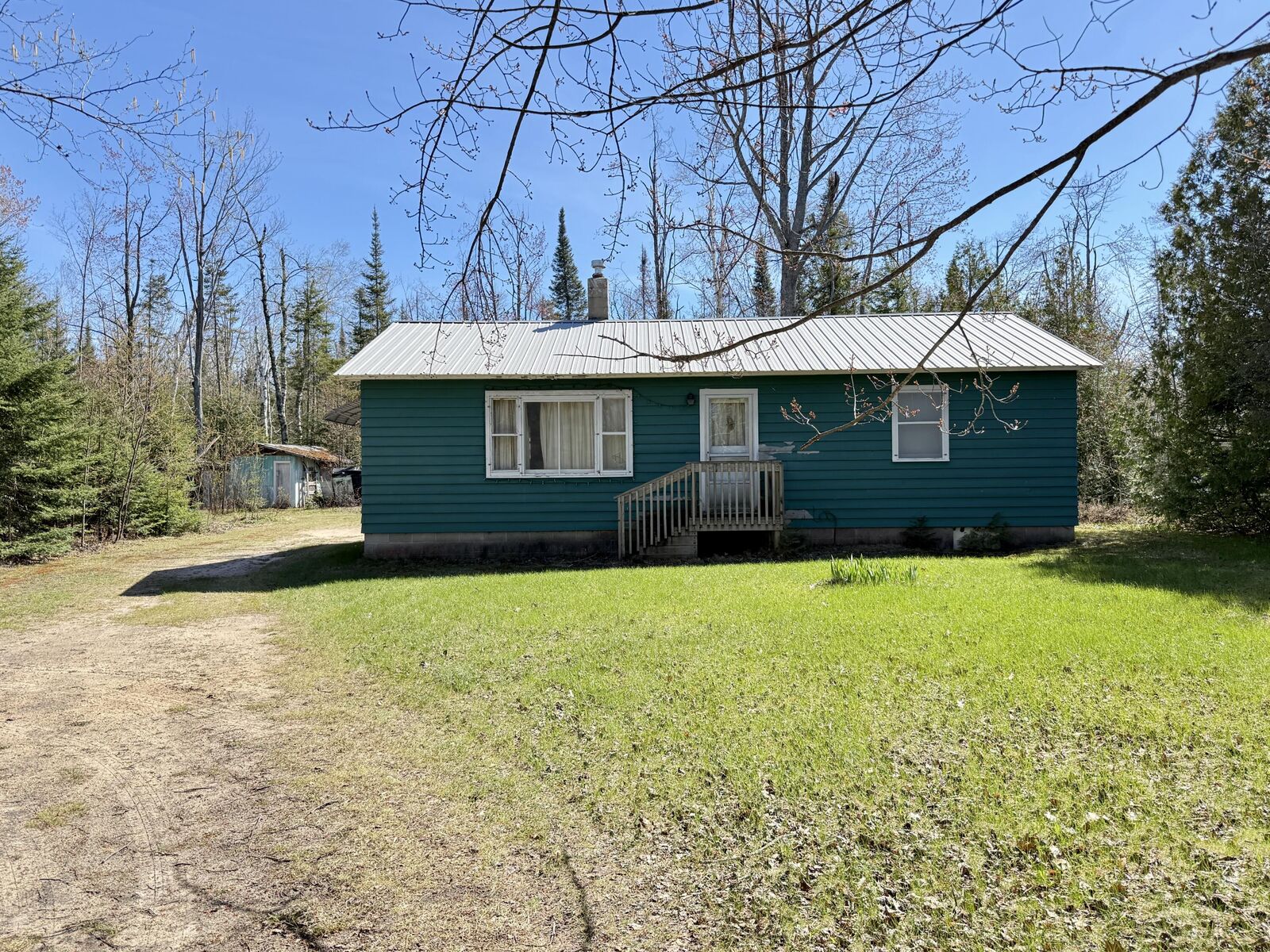 Property Photo:  10532 US 23 Highway  MI 49721 