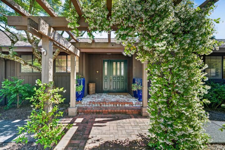Property Photo: 513 Colony Road CA 95441