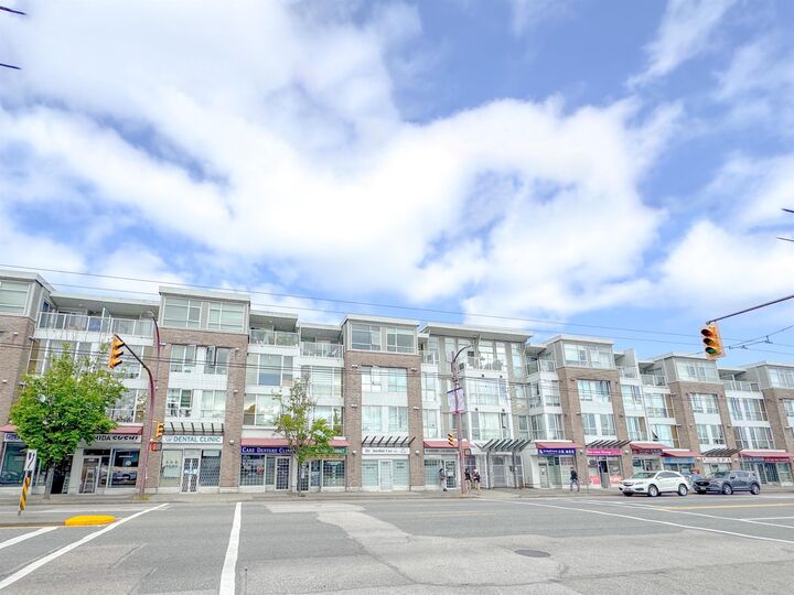 5555 Victoria Drive 311 — photo 1