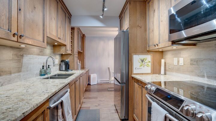 575 Sutherland Avenue 222 — photo 1