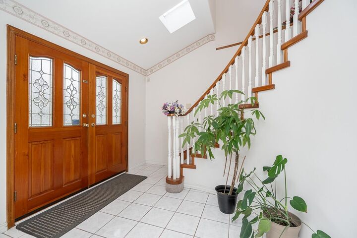 Property Photo: 726 E 56th Avenue BC V5X 1R9