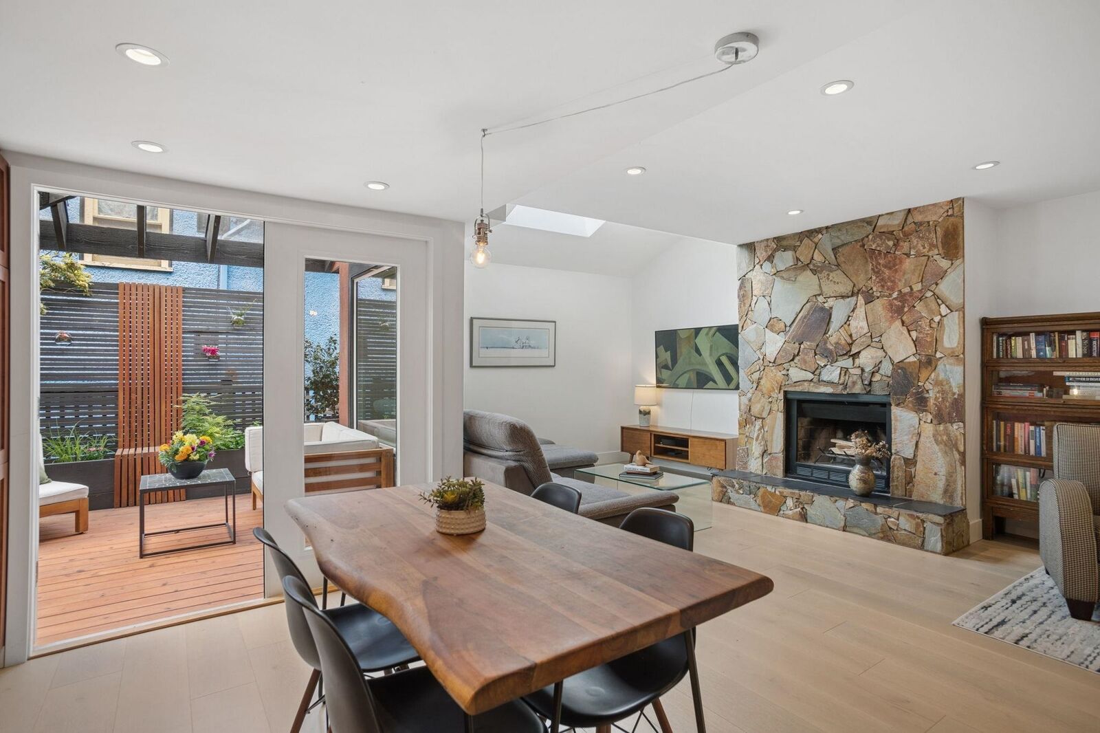 Property Photo:  1382 Maple Street  BC V6J 3R9 