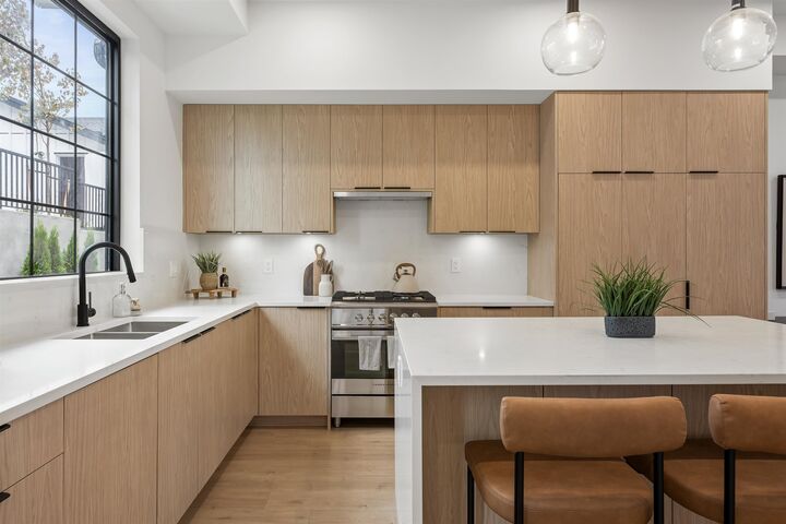 Property Photo:  19758 76 Avenue  BC V2Y 1S1 