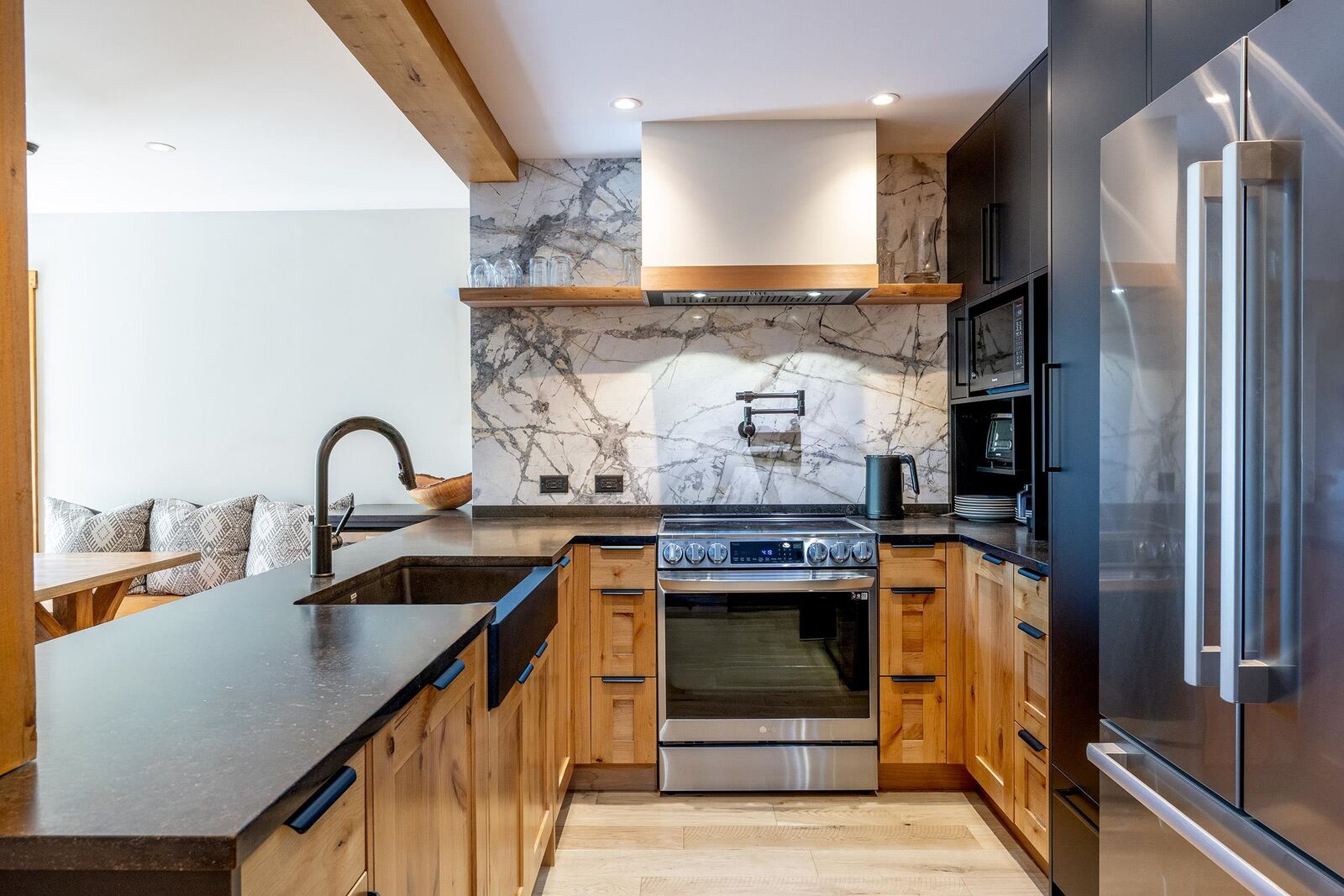 Property Photo: 6127 Eagle Ridge Crescent 23 BC V0N 1B6