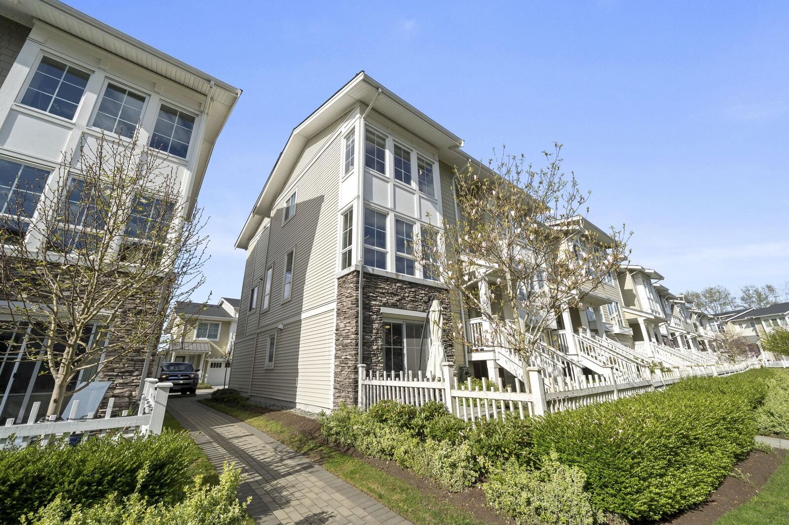 Property Photo:  5551 Admiral Way 67  BC V4K 0C9 