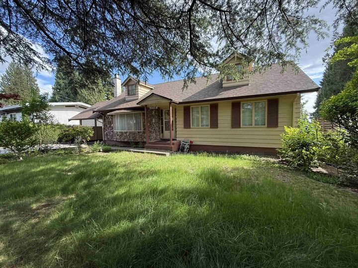 Property Photo:  1734 Dansey Avenue  BC V3K 3J2 