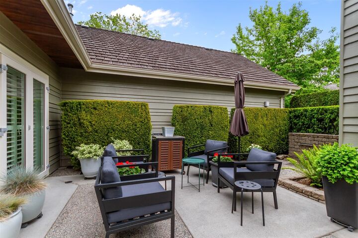 Property Photo:  6505 3 Avenue 303  BC V4L 2N1 