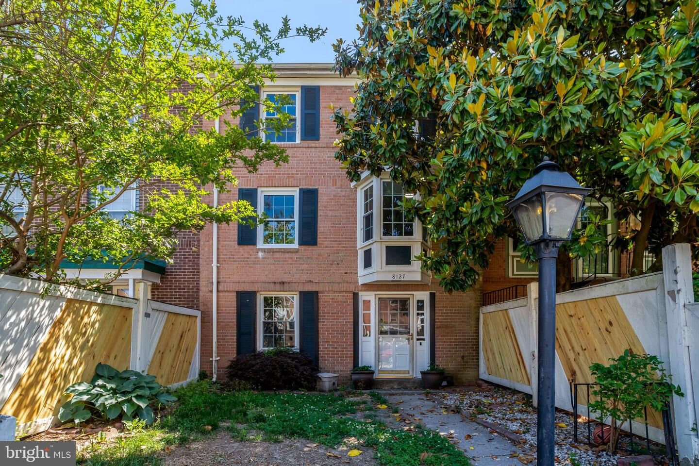 Property Photo: 8127 Pinelake Court VA 22309