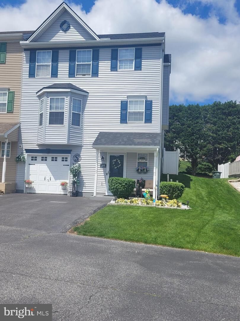 Property Photo: 166 Country Ridge Drive PA 17356
