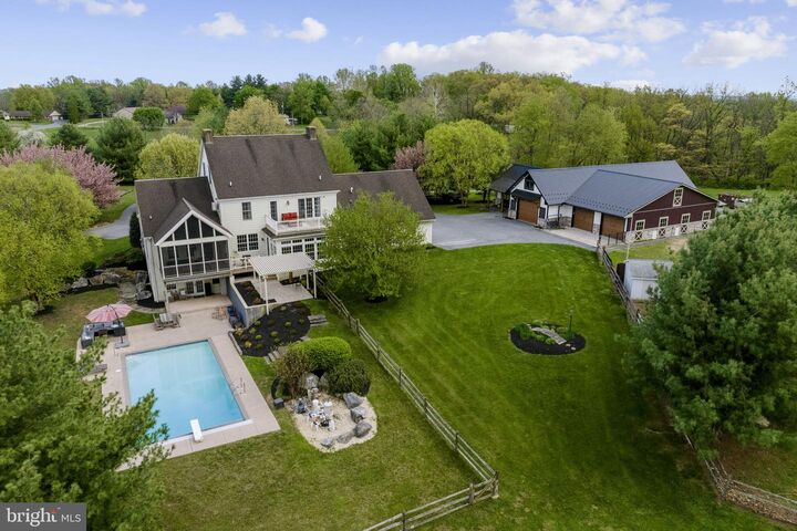 Property Photo:  837 Ballstown Road  PA 17543 