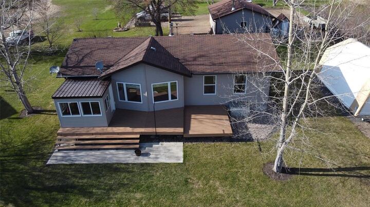 Property Photo:  172 Northshore Road  MB R0E 1P0 