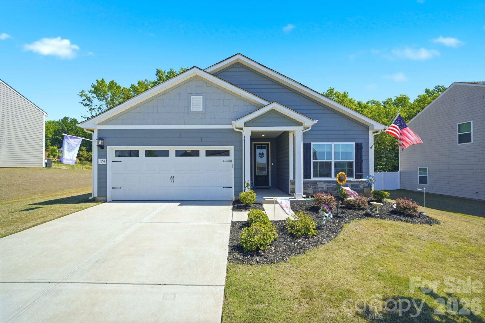 Property Photo:  124 N Sina Street  NC 28166 