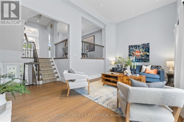 Property Photo: 4165 Fieldgate Drive 107 ON L4W 2M9