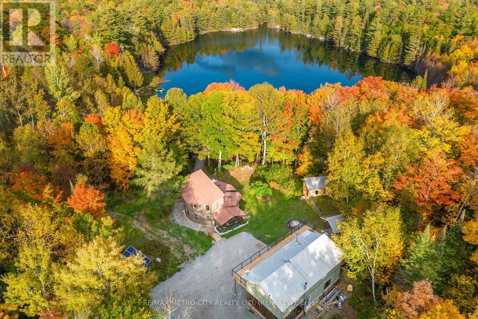 Property Photo:  28034 Highway 41  ON K0J 1N0 
