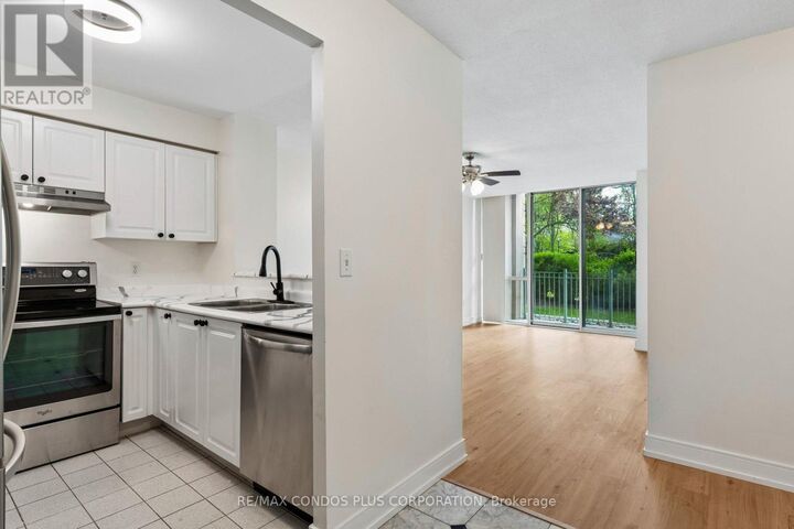 Property Photo: 28 Pemberton Avenue 107 ON M2M 4K9
